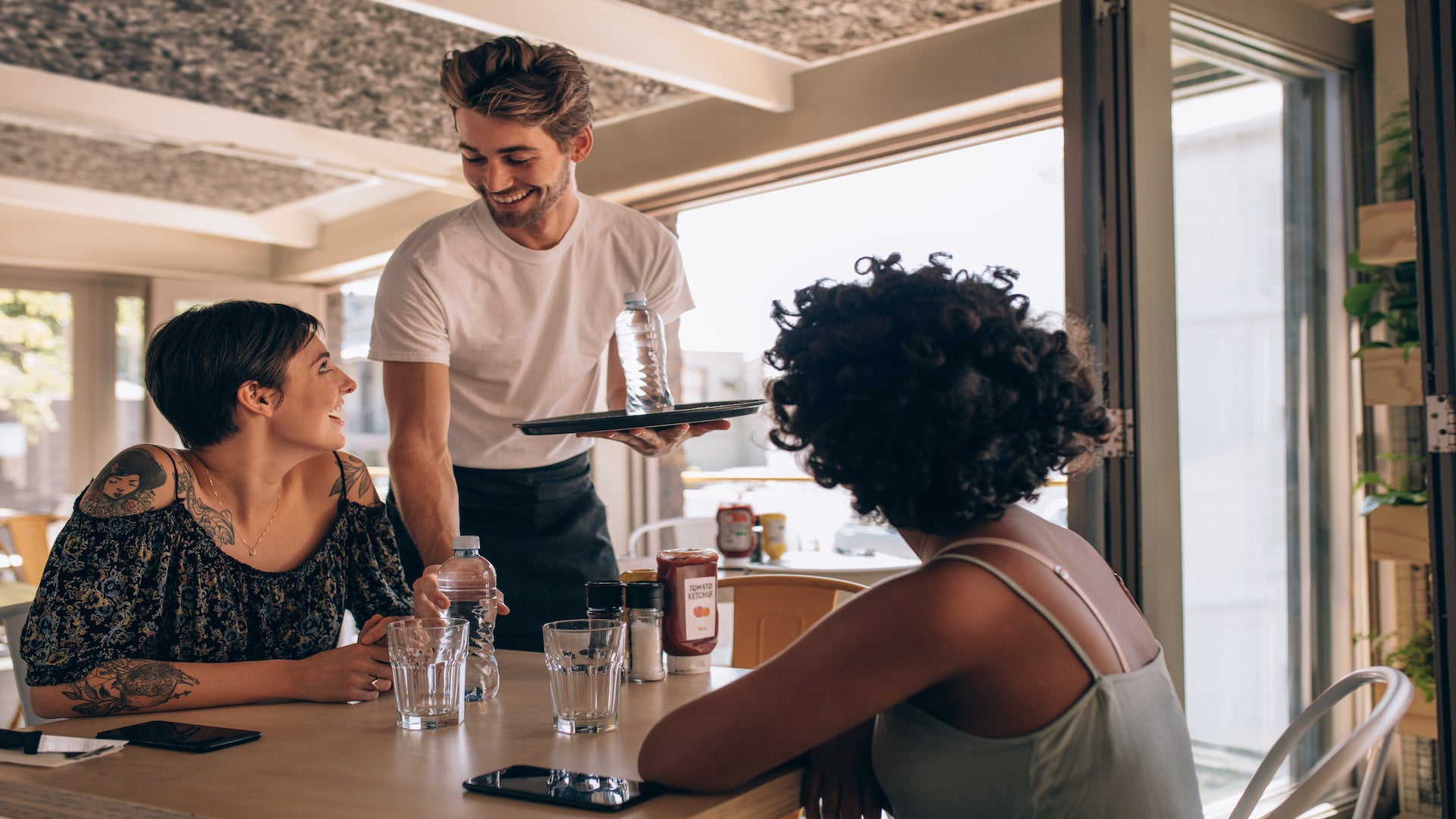 Earn 6,000 Bonus Points with Marriott’s Eat Around Town Offer