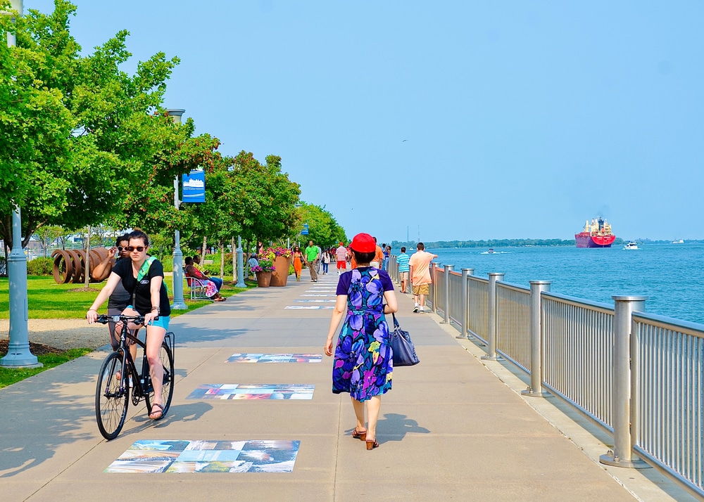 Essential Family Guide to the Detroit RiverWalk