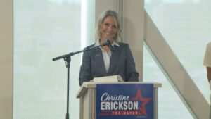 Ex-Official Runs for Mayor