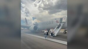 “They’re in Danger”: Aviation Expert Analyzes DIA Emergency Evacuation Footage