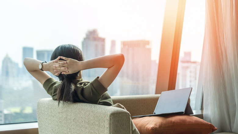 The Hidden Trick To Grab A Hotel Room For A Day During An Airport Layover