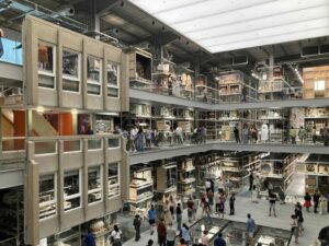 New Museum Lets You Touch and Order Rare Ancient Artifacts