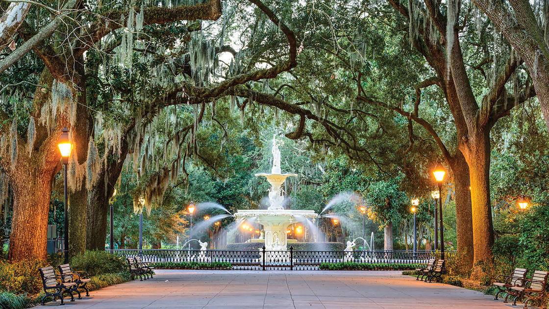 The Top Savannah Tourist Traps Locals Want You to Skip