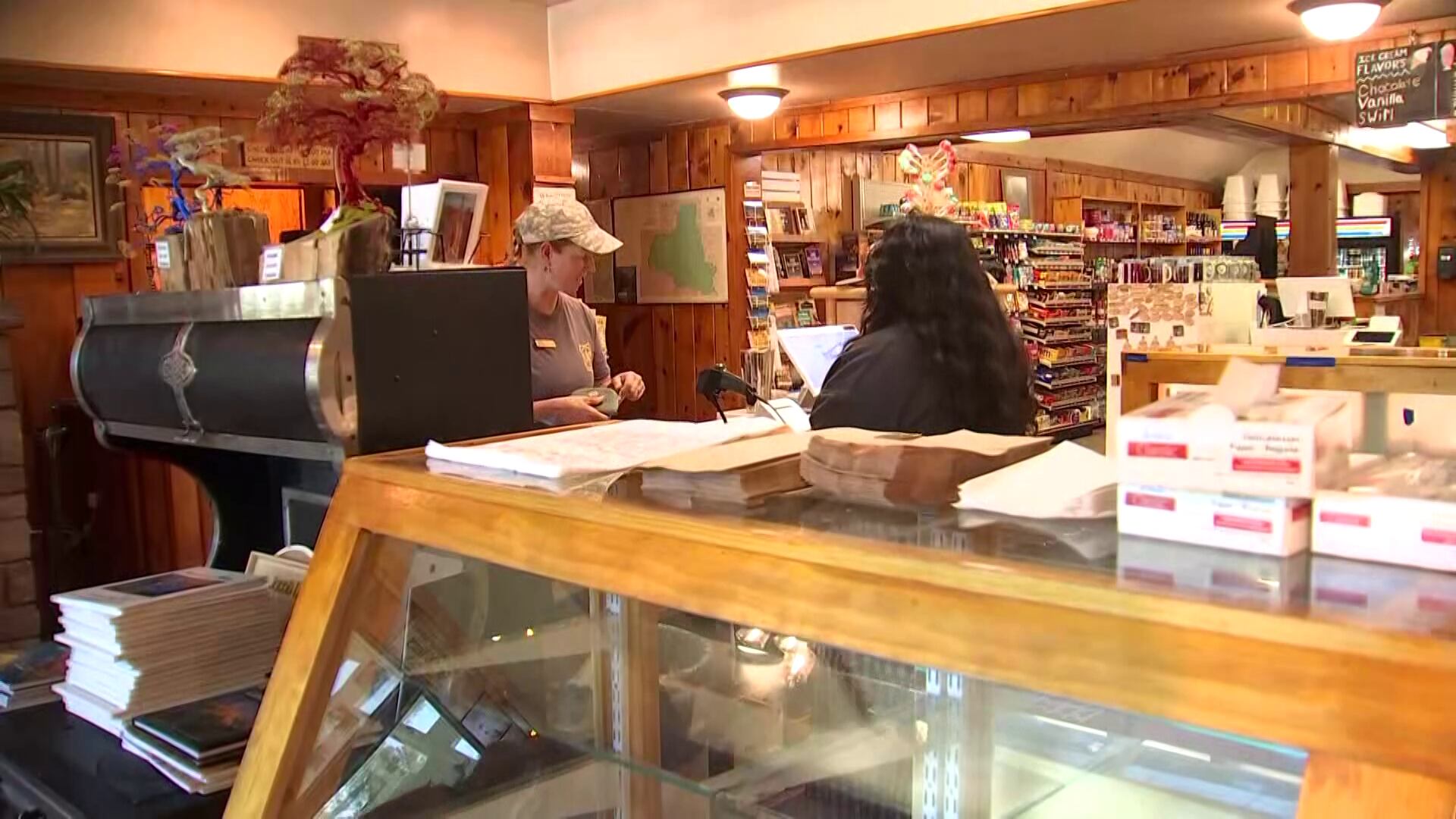 Jacob Lake Inn Confronts New Crisis as Wildfires Threaten Grand Canyon Area