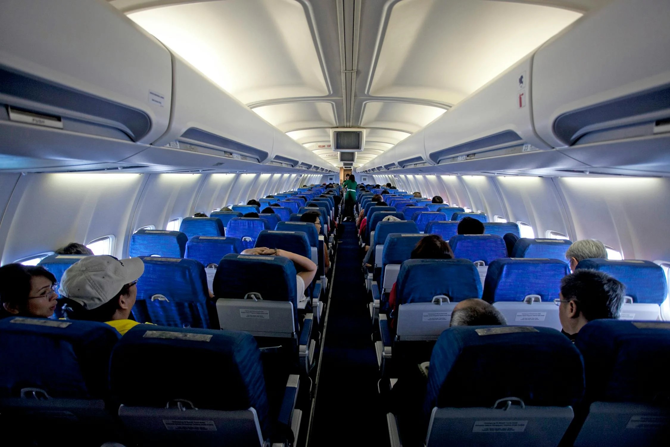 8 essential air travel tips for first-time flyers