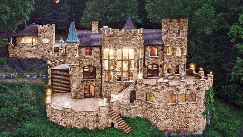 A Fairytale Escape: New York’s Majestic Lake George Castle