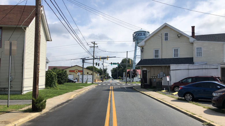 Delaware’s Quirkiest Town: Unusual Landmarks, History, and a Famous Eatery