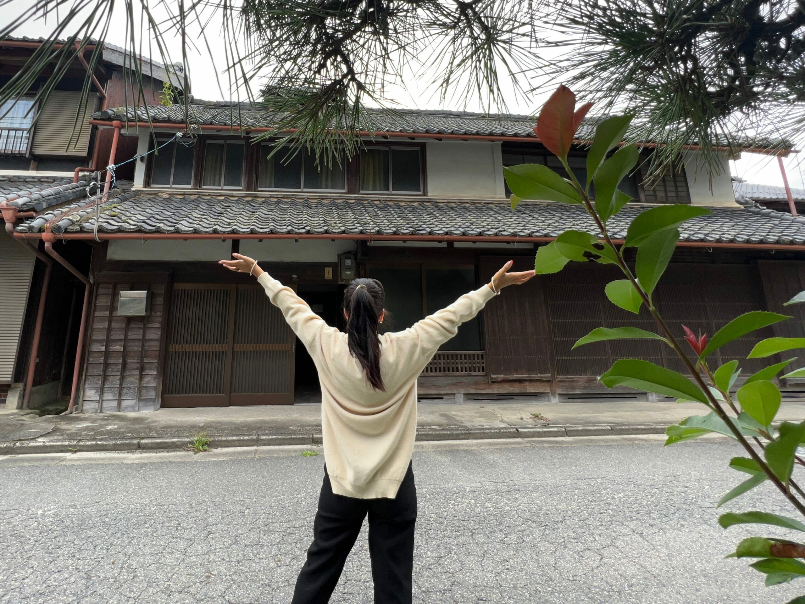 She fell for traditional Japanese homes on a high school trip and bought one at 24