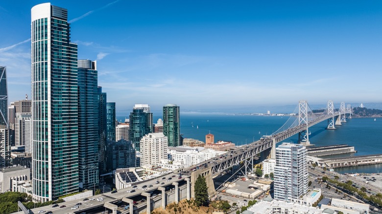 America’s Most Expensive Neighborhood: A Luxurious Tech Hub in an Iconic California City