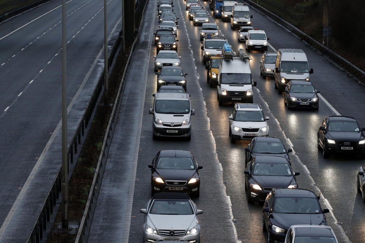 Live London Travel Update: M40 Crash Causes Major Delays