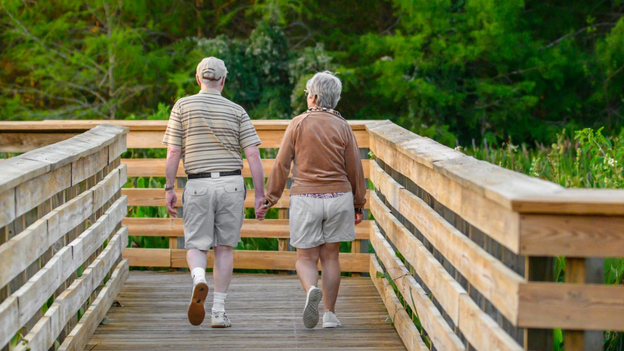 Retired Couple Travels the World on $3,300 Social Security