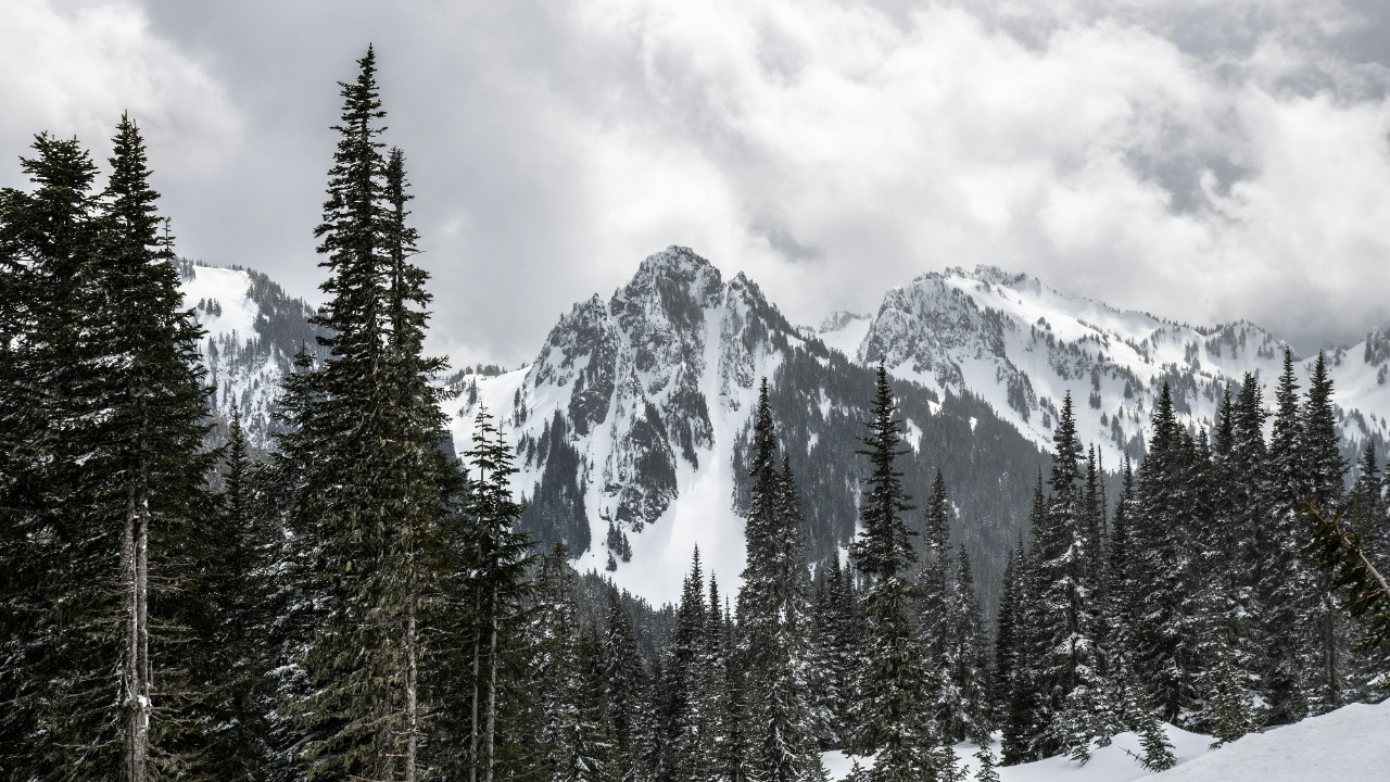 Ski Towns with Summer Secrets: Washington’s Hidden Gems