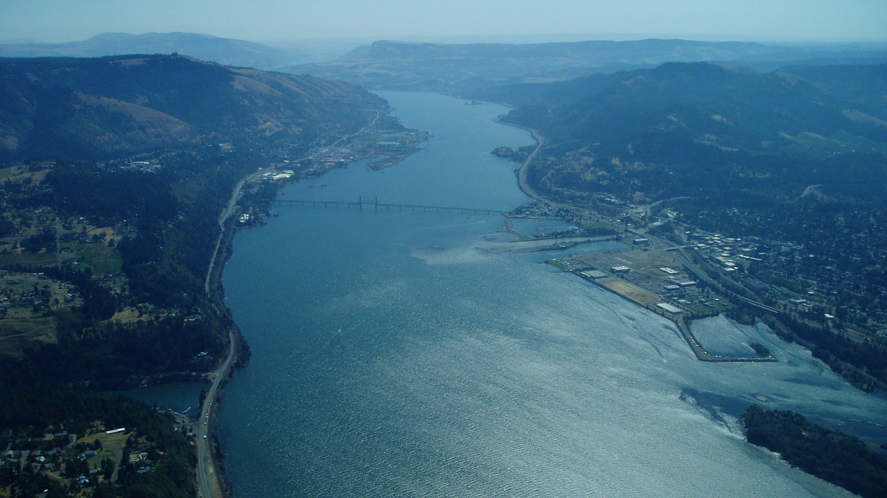 Why Hood River Could Be Oregon’s Top Winter Getaway for Non-Skiers