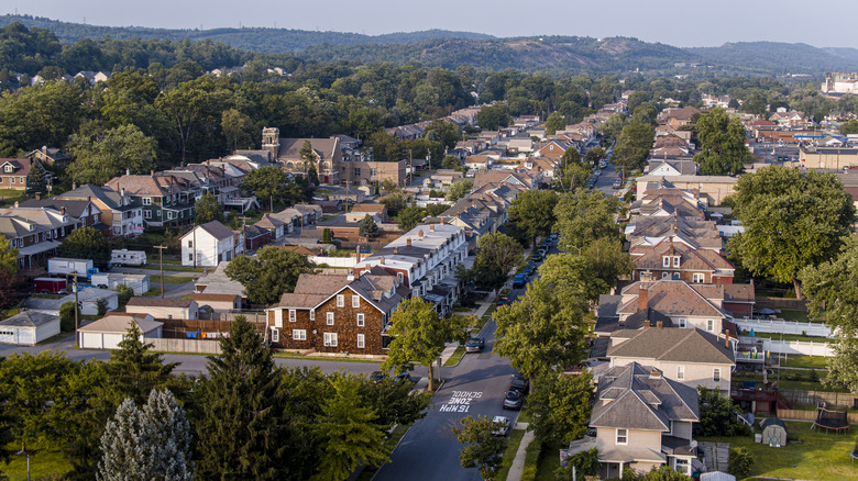 A Charming Pennsylvania Borough Merges Eastern European Roots With Exciting River Rafts