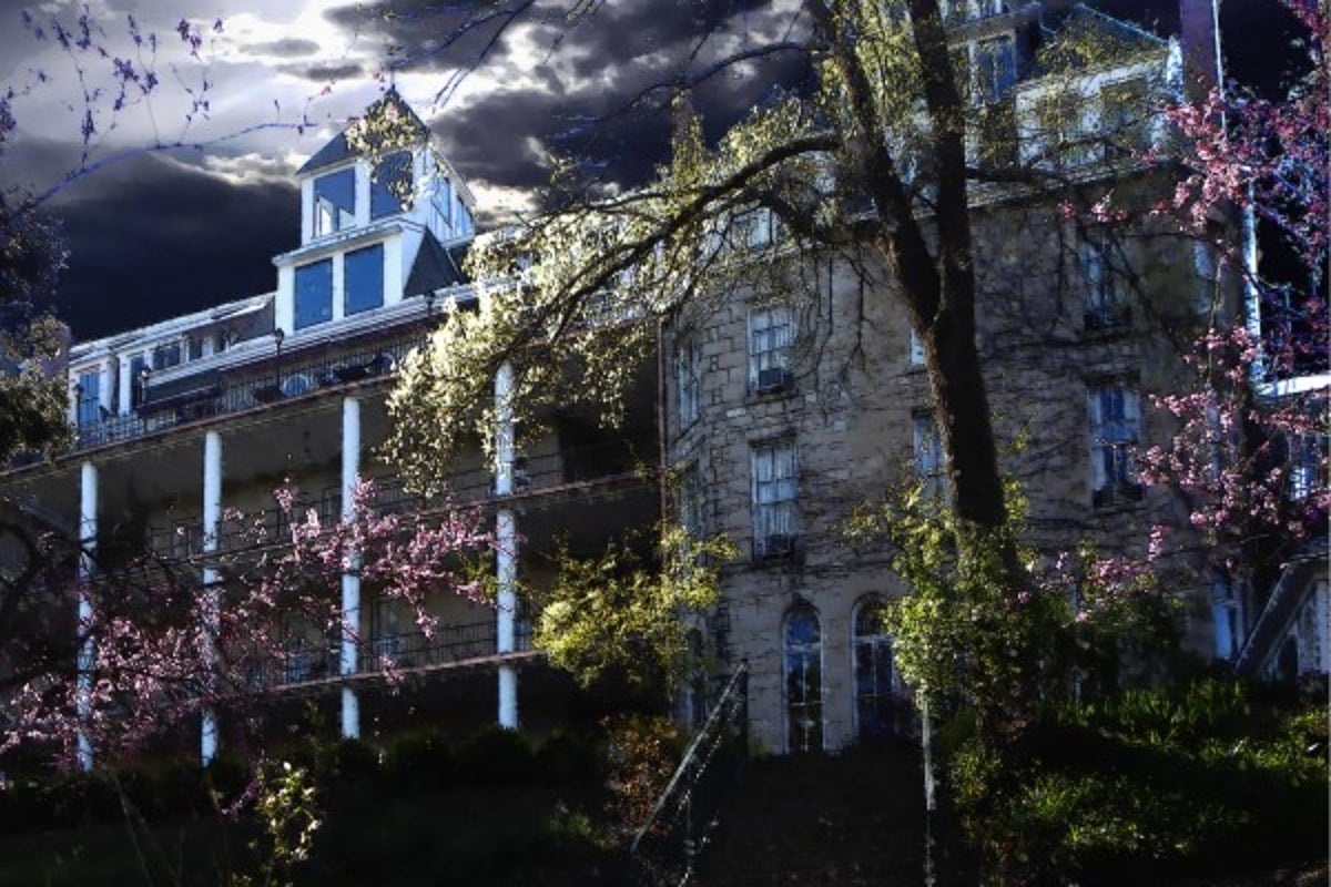 Six Hauntingly Spooky Hotels for a Halloween Getaway