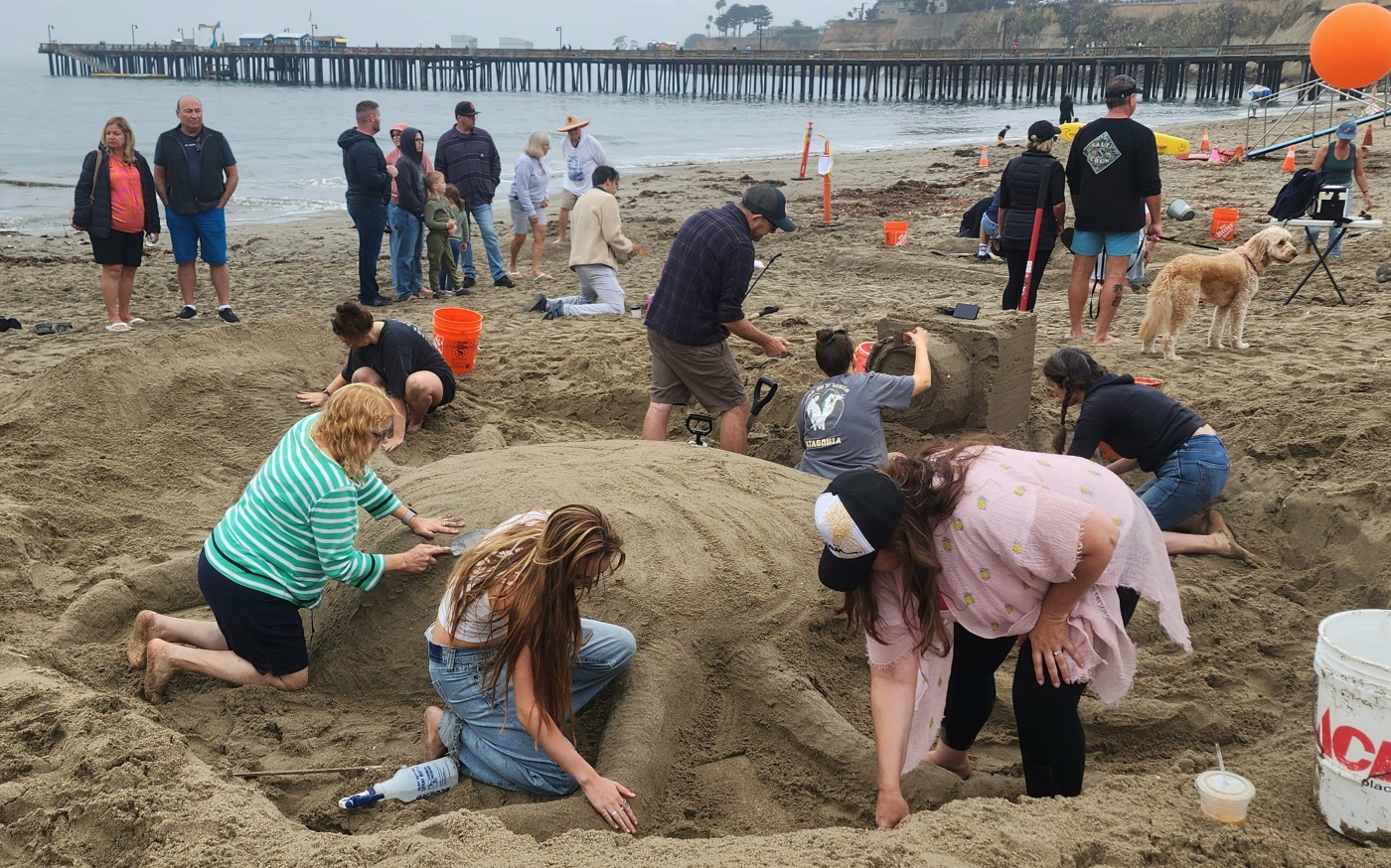 Hundreds build castles at Capitola Beach Festival