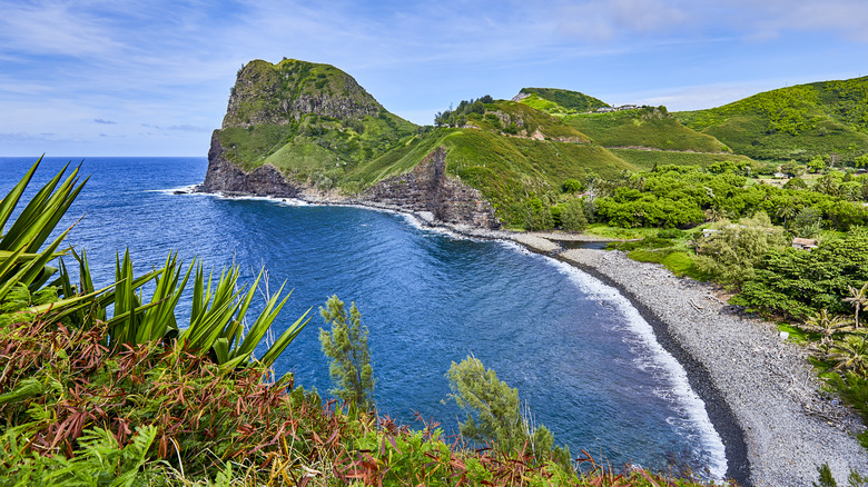 Discover Maui’s Hidden Gem: Visit During This Underrated Season for Fewer Crowds