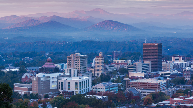 Historic Asheville Hotel Boasts Breathtaking Blue Ridge Views and 2025’s Top New Restaurant