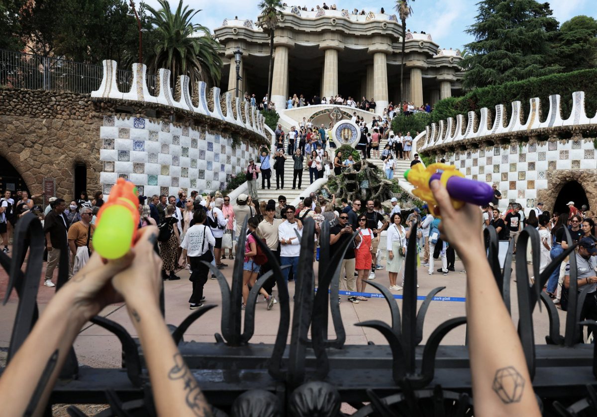 Activists Fire Water Guns at Tourists in Barcelona Protest