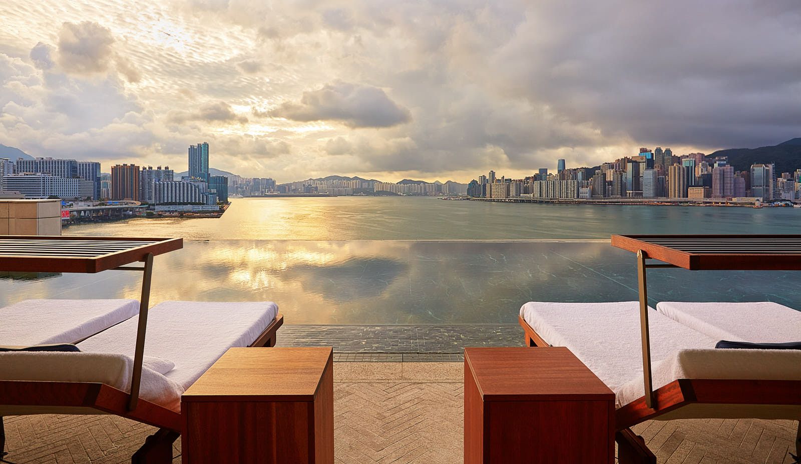 How Much Is a Hotel in Hong Kong: A Complete Guide for Travelers
