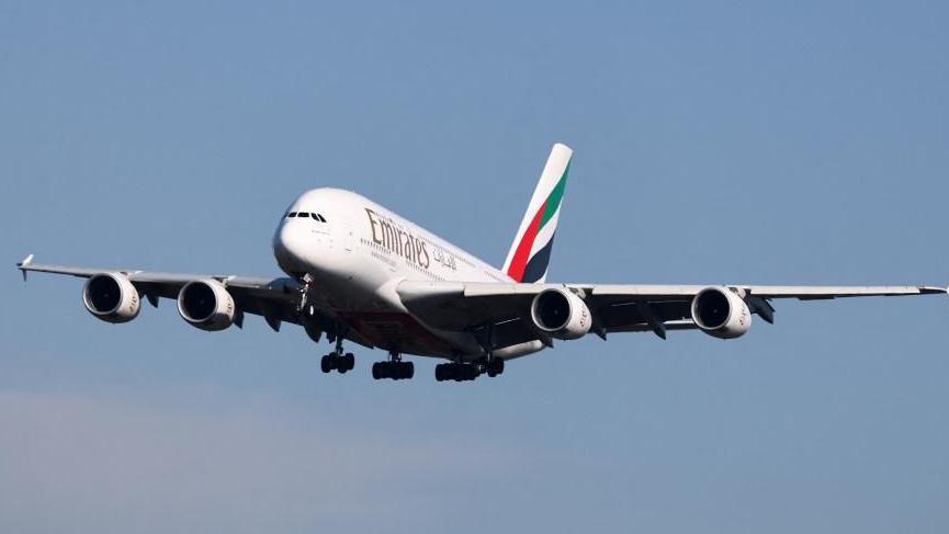Emirates Resumes Dubai Flights: Air Travel Updates