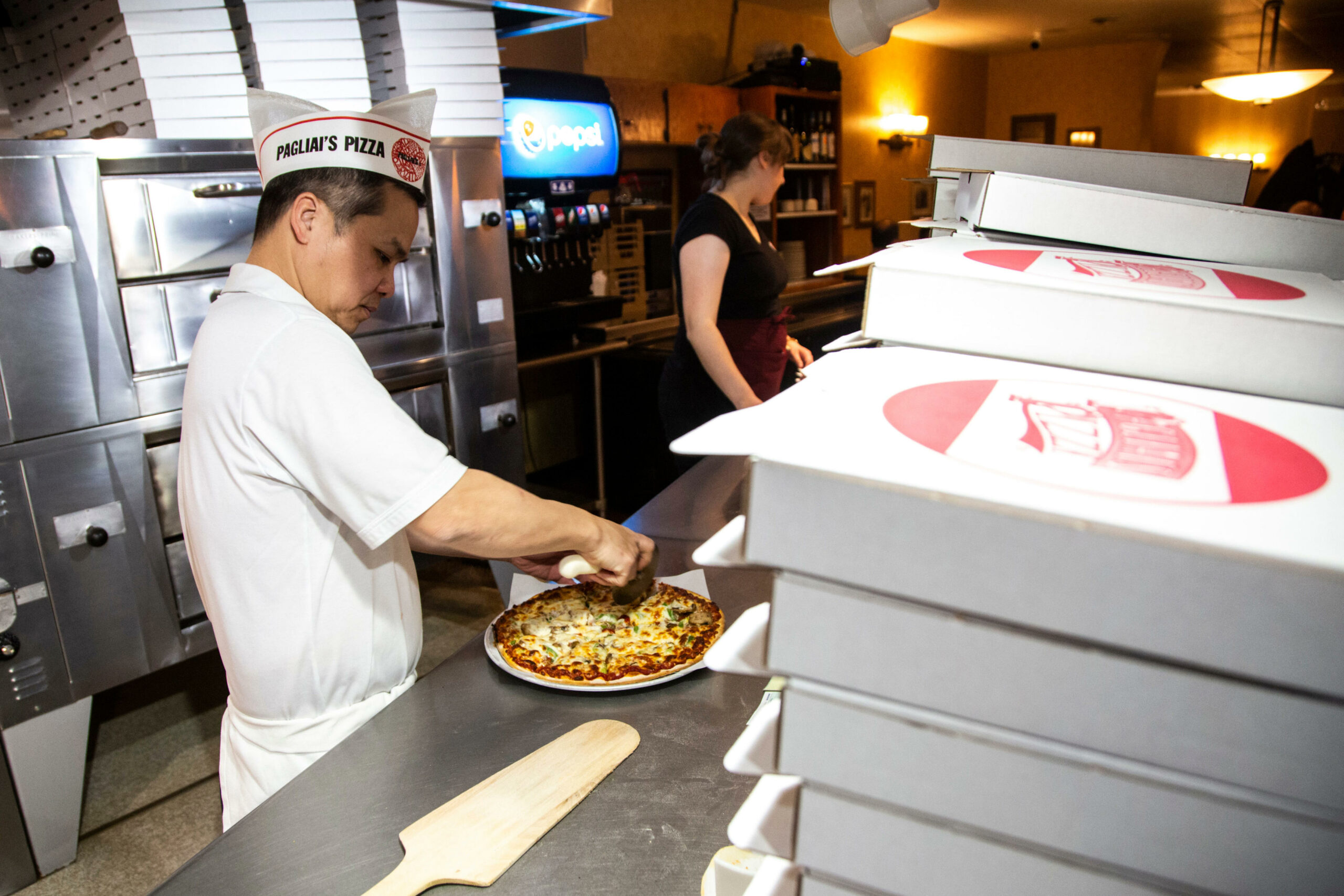 Timeless Eats: 7 Classic Restaurants in Iowa City