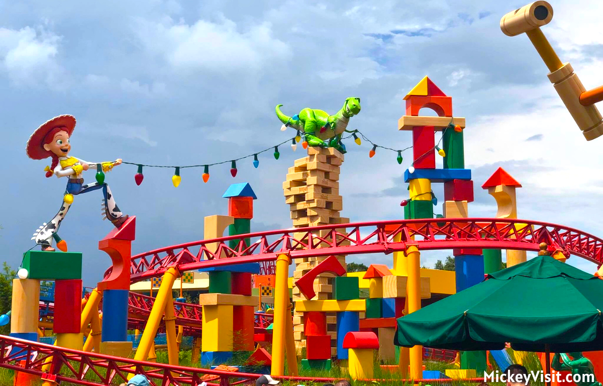 Disney World Updates Skip-the-Line Service for Spring Break