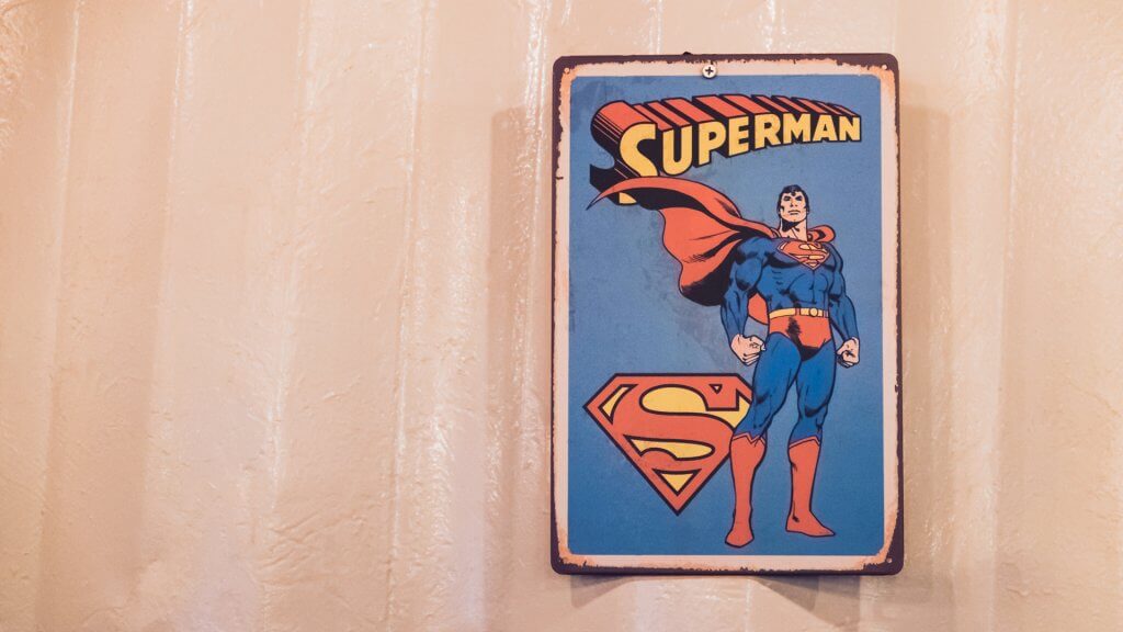 7 Vintage 1940s Treasures Worth a Fortune Today