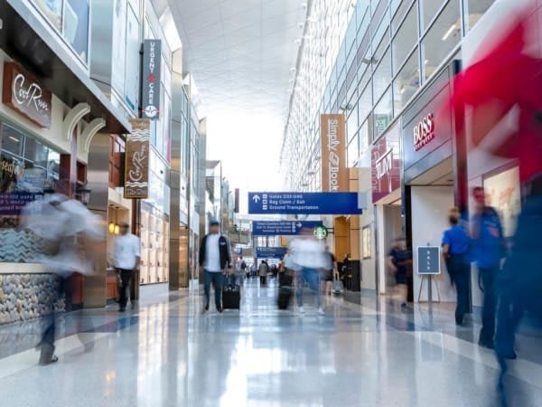 Essential tips for flying through DFW Airport during spring break 2026