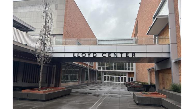 Lloyd Center Master Plan Approved; Management Group Responds