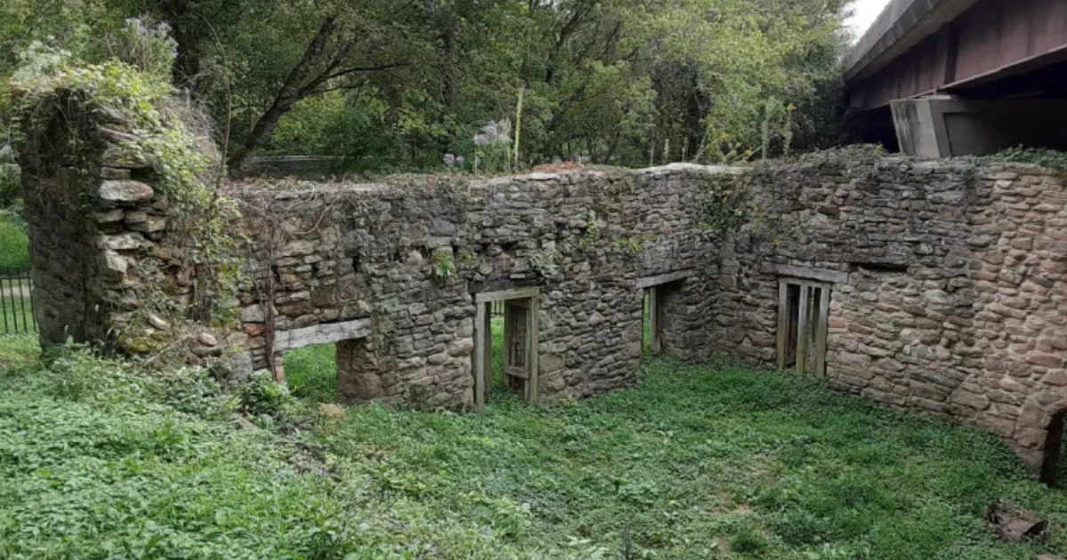 Short Maryland Trail Reveals Hidden Ruins