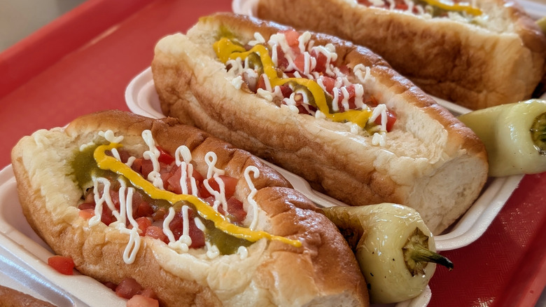 Arizona’s 5 Top Sonoran Hotdog Spots, Rated by Reviews