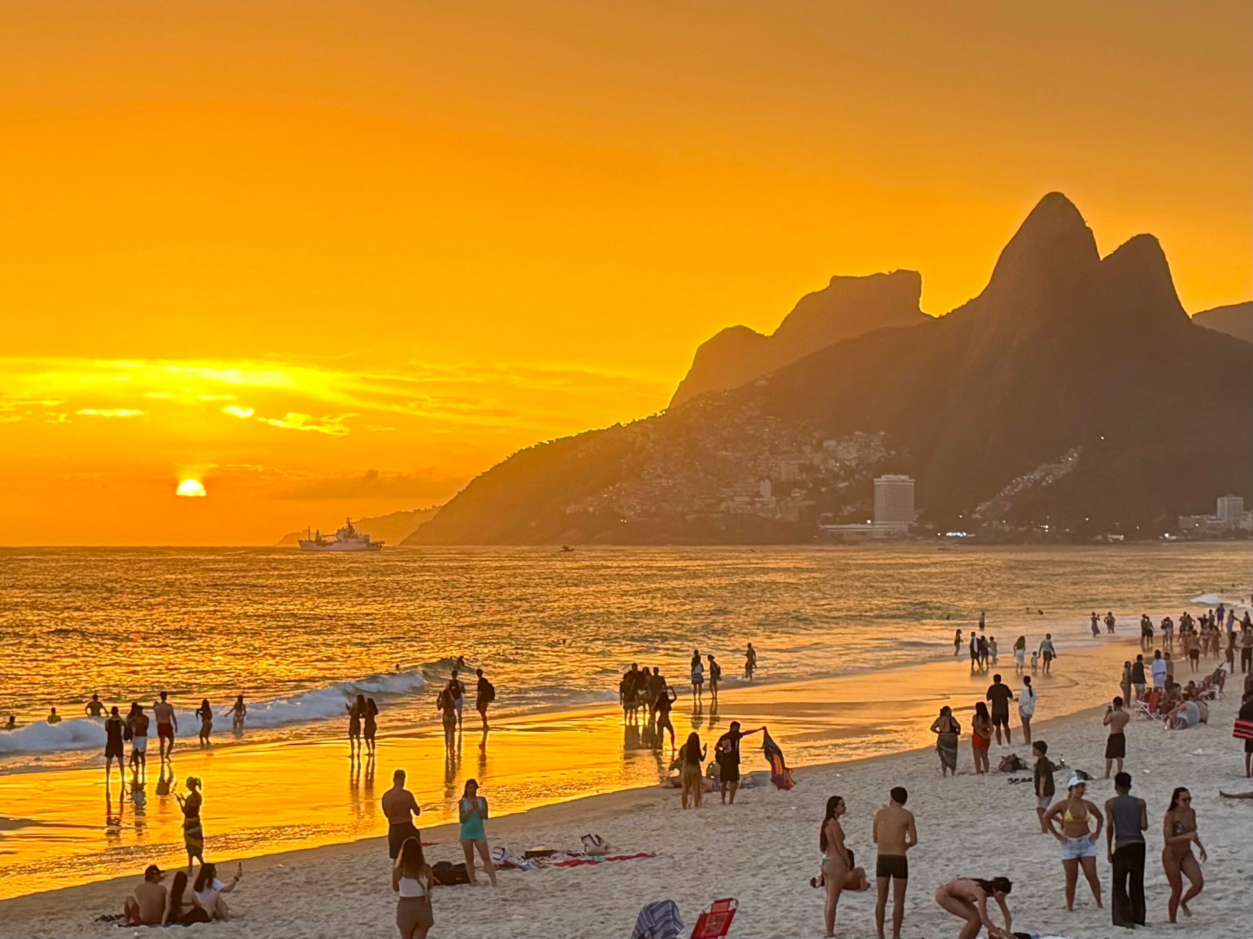 New Nonstop GOL Flight from New York to Rio This Summer