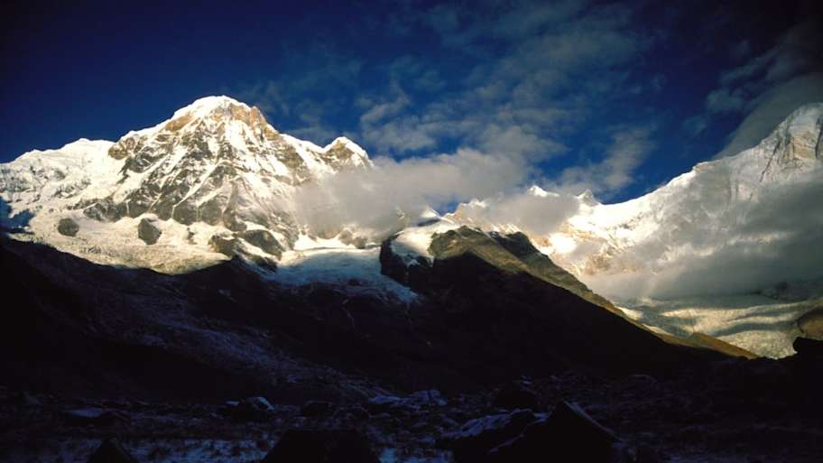 5 Mountain Escapes That Mirror ‘Fourth Wing’