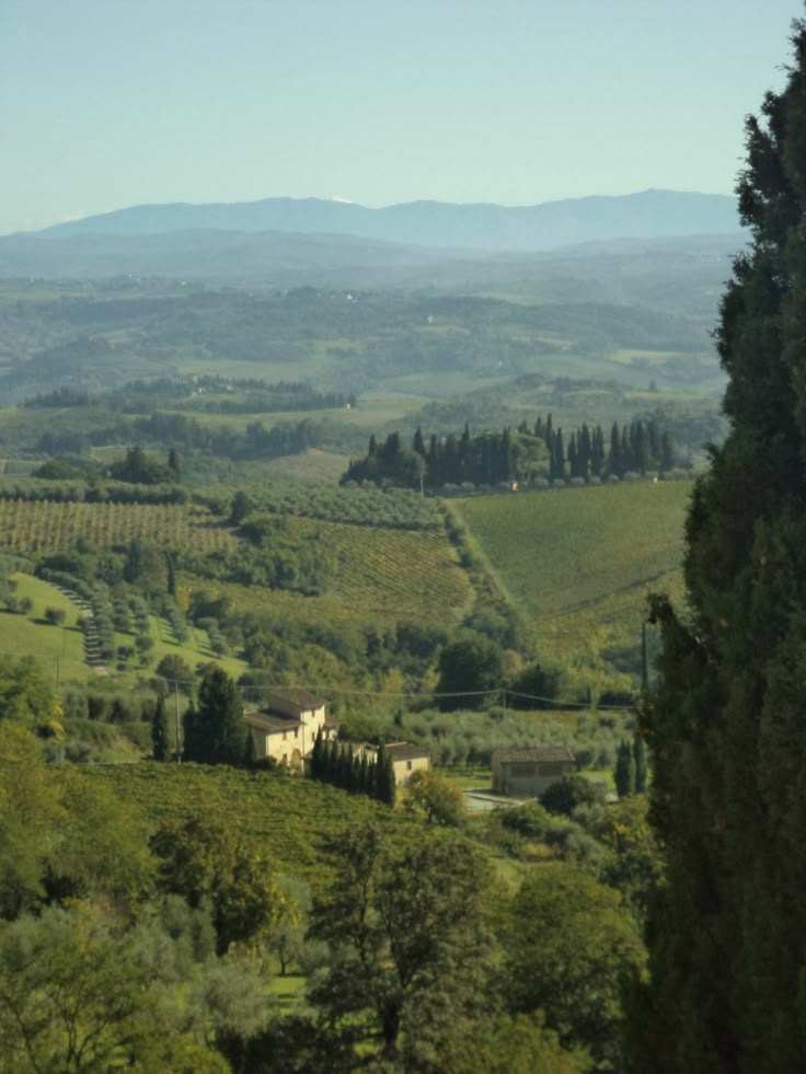 What Is Italian Aesthetic: Exploring the Timeless Style and Culture